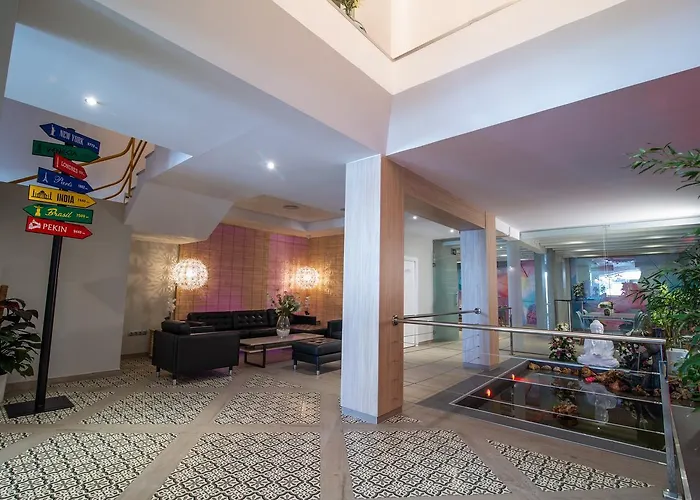 Hotel Nomada