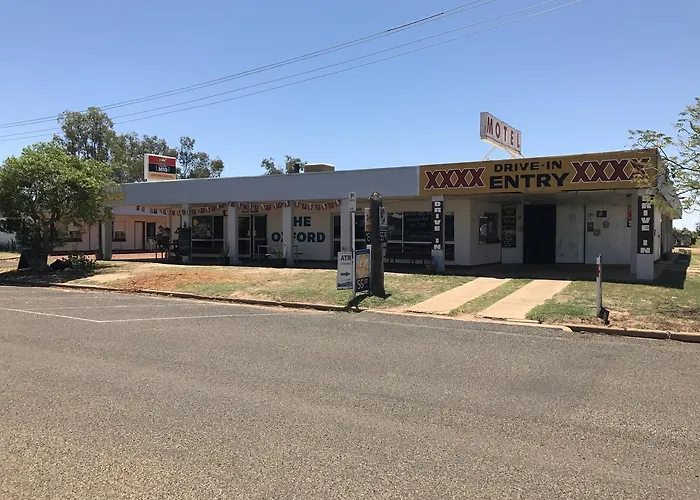 Oxford Hotel Motel