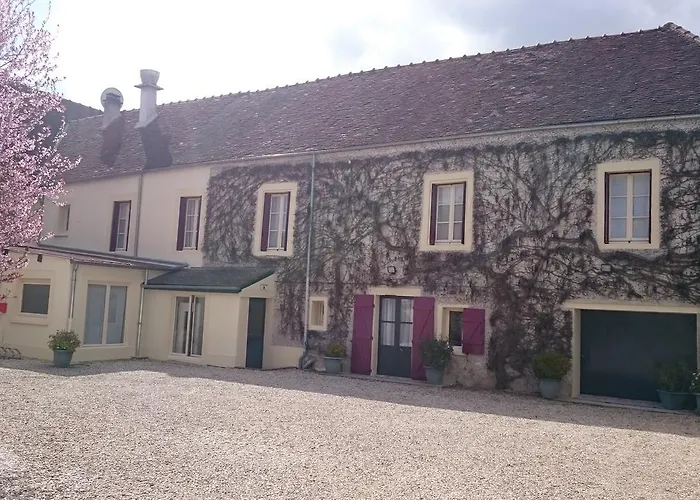 Logis - Hotel Restaurant Les Tilleuls