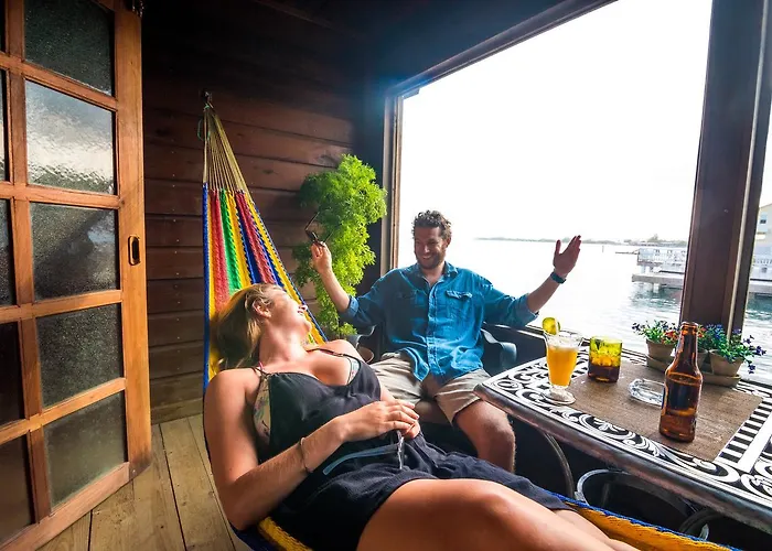 Utila Lodge
