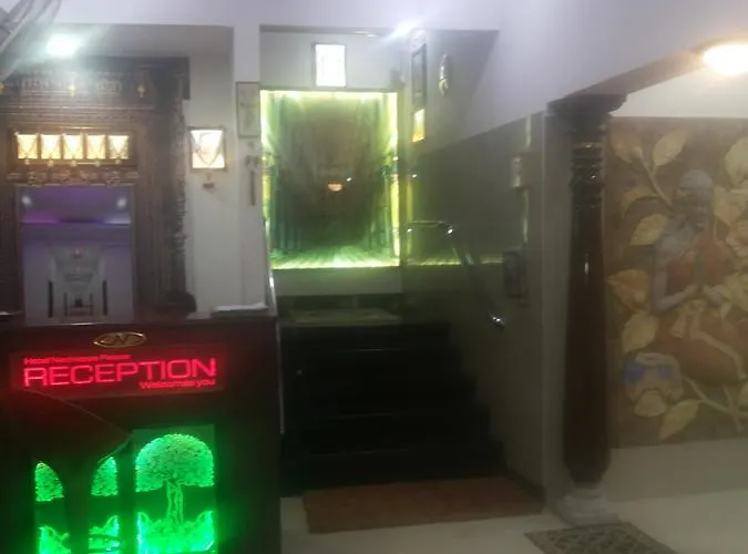Hotel Nachiappa Palace