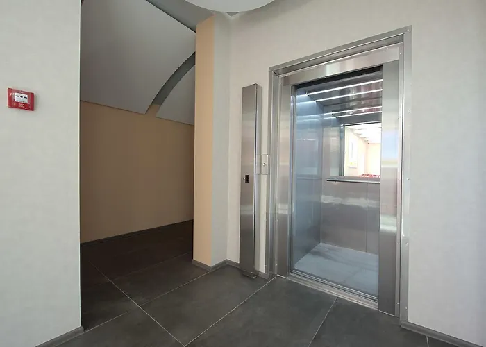 Advenus Hotel
