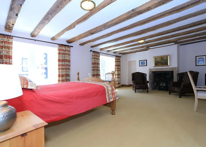 Centre Of Britain Hotel