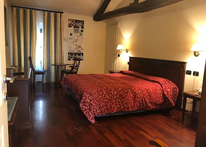 Villa Chiara Hotel
