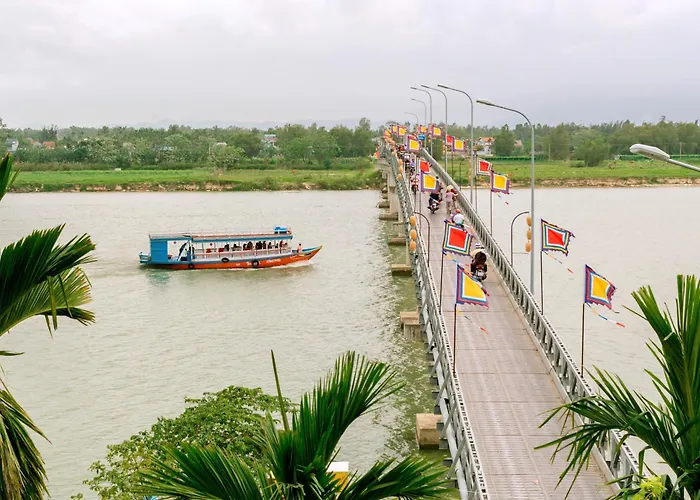 B'Lan Riverside Villa
