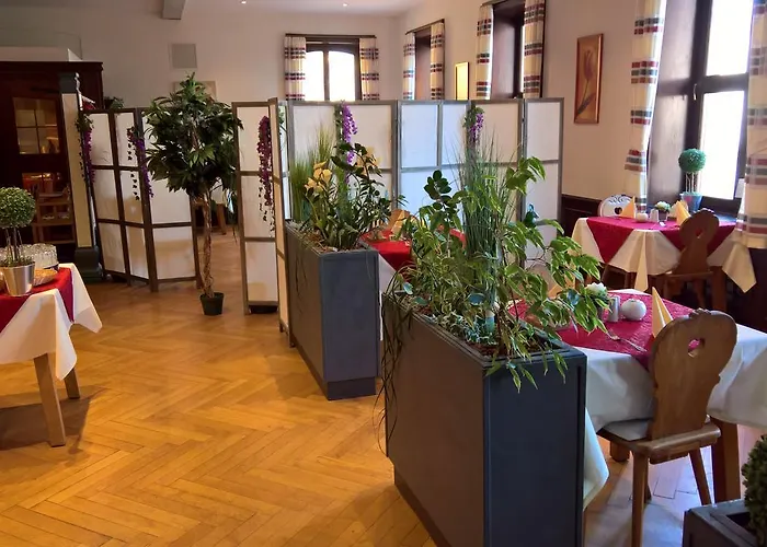 Hotel Restaurant Hambacher WInzer