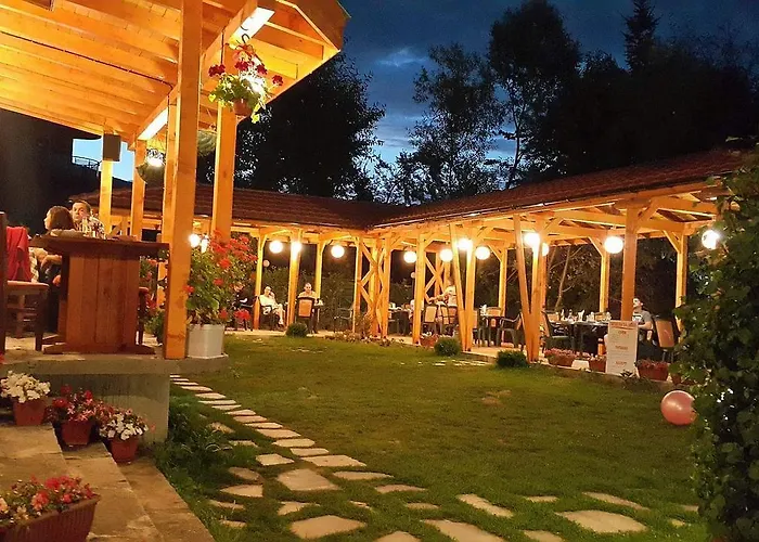 Family Hotel IV
