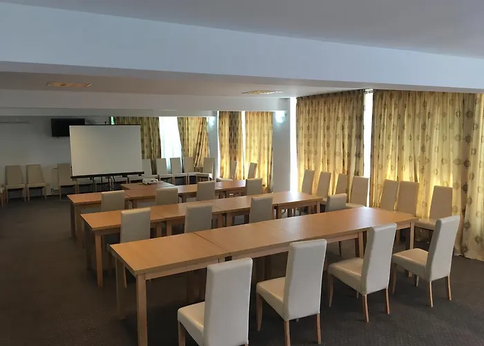 Hotel Story