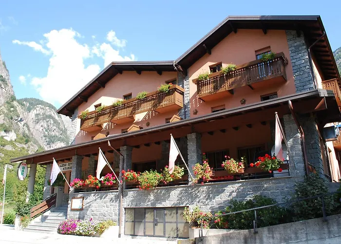Hotel Ristorante Miramonti