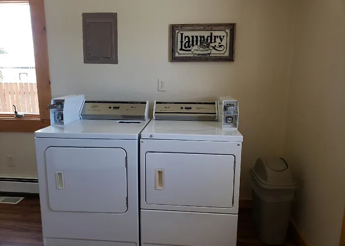 Cody Legacy Inn & Suites