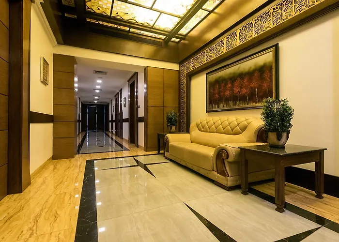 Golden Chariot Vasai Hotel