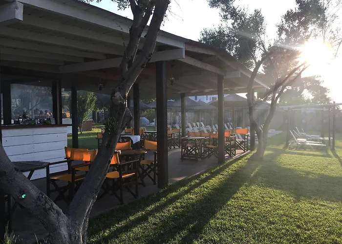 Kopsis Beach Hotel