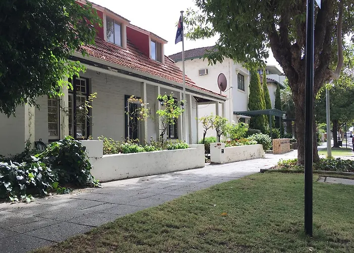 Charming Federation Style Home Minutes From Cbd
