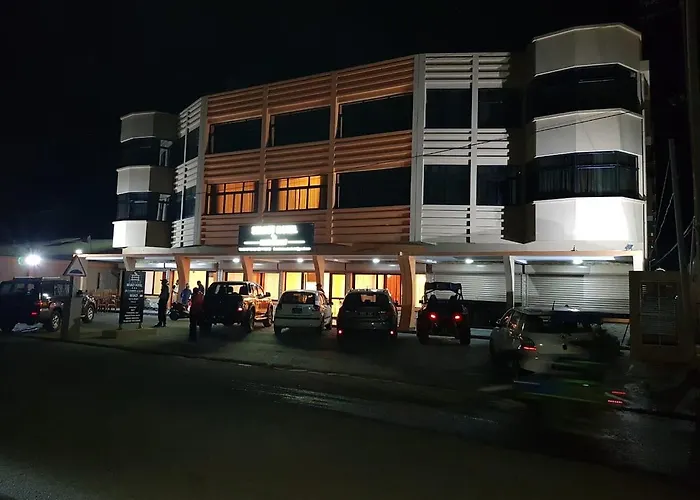 Select Hotel