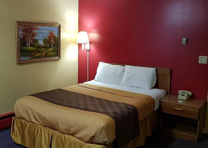 Utica Rest Inn