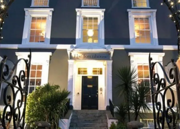 The Falmouth Townhouse