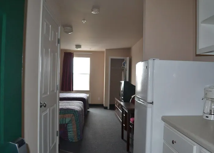 Savannah Suites Westminster