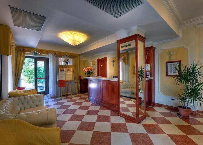 Hotel Russo Palace