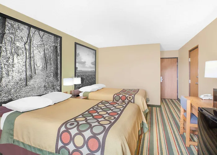 Super 8 By Wyndham Mt Pleasant