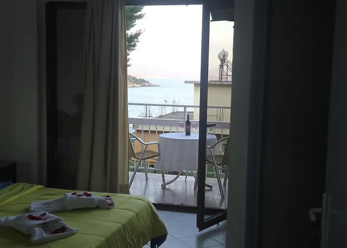 Koronis Hotel
