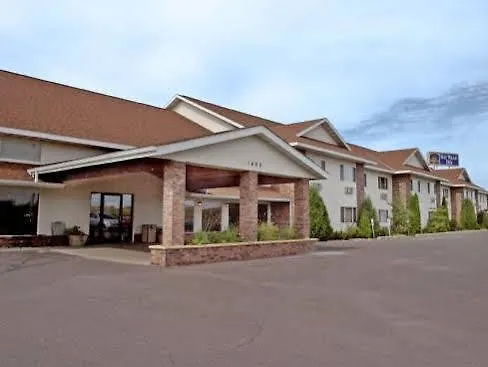 Boarders Inn & Suites By Cobblestone Hotels - Supe