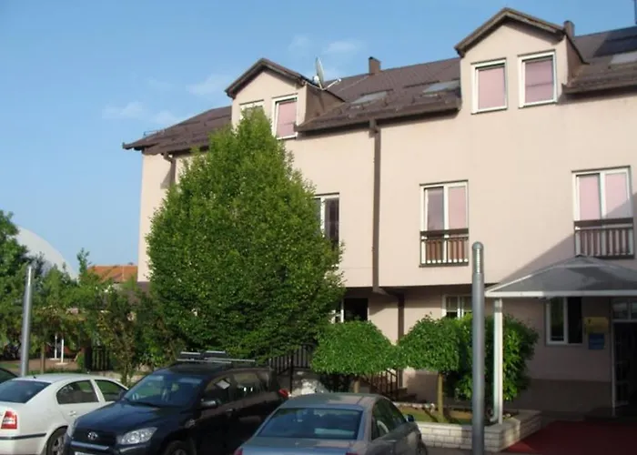 Hotel Delminium