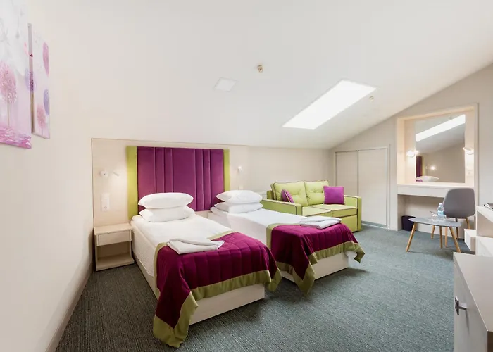Hotel Natalia 18