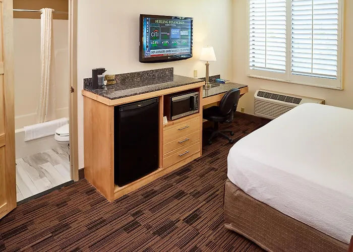 Livinn Hotel St Paul East / Maplewood