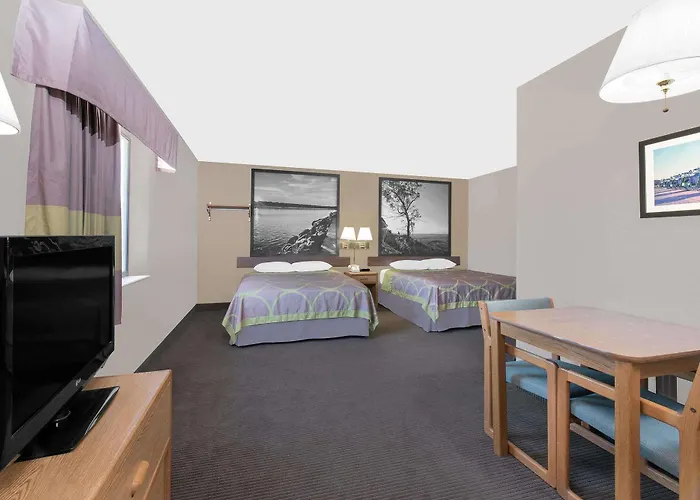 Super 8 By Wyndham Lisbon