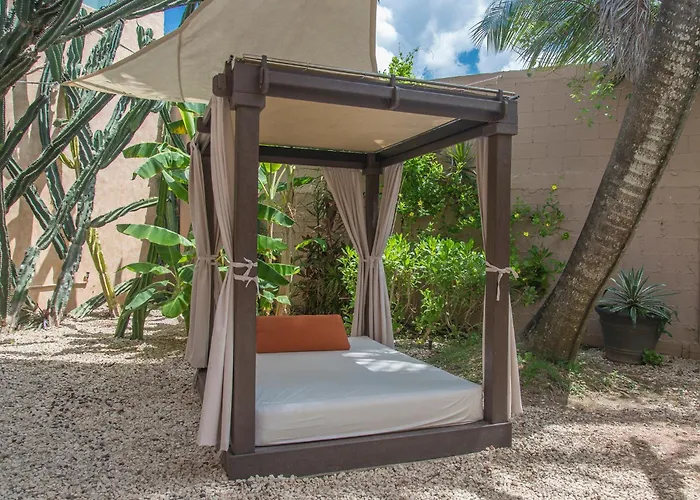 Barrio Latino Hotel Riviera Maya