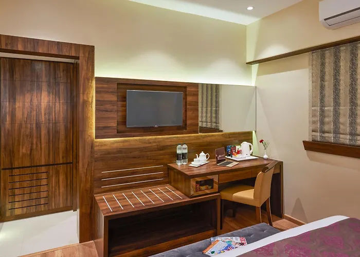 Hotel Bawa Regency Dadar