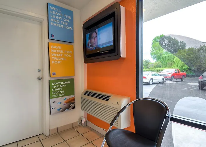 Motel 6-Arcadia, Ca - Los Angeles - Pasadena Area