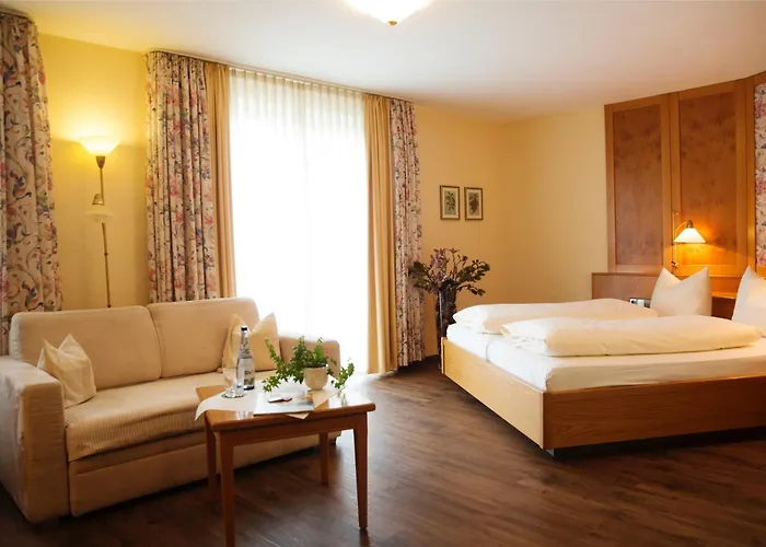 Hotel & Restaurant Dornweiler Hof