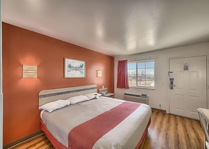 Motel 6-Kerrville, Tx
