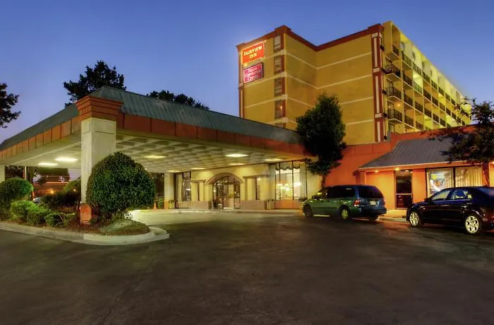 Knights Inn Six Flags Lodge West