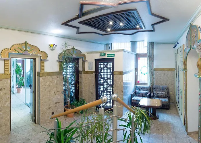 Wali'S Hotel