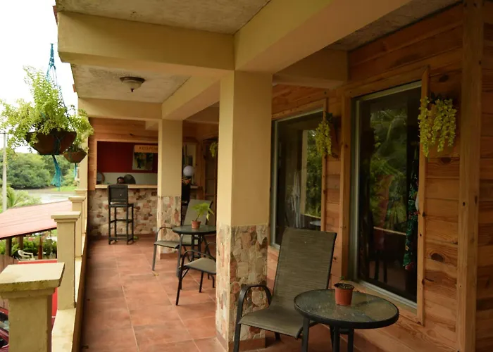 Hotel Y Restaurante Mama Ines