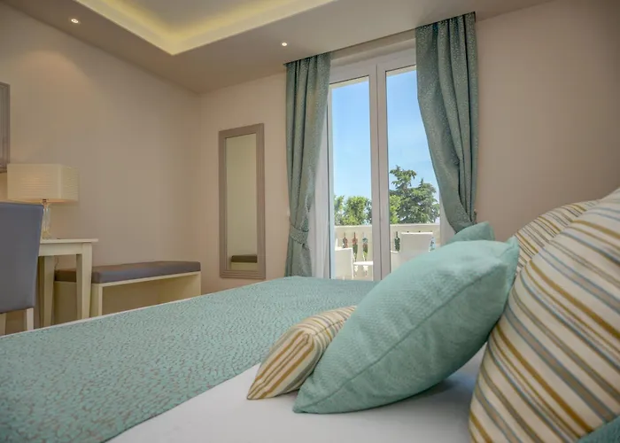 Hotel Villa Garuti