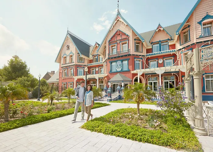 Portaventura Hotel Lucy'S Mansion - Includes Unlimited Access & Express Wristband To Portaventura Park & Ferrari Land