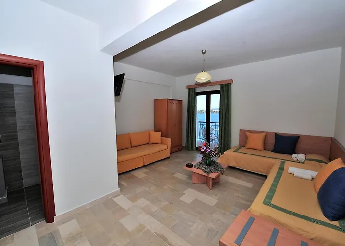 Vassilias Beach Hotel