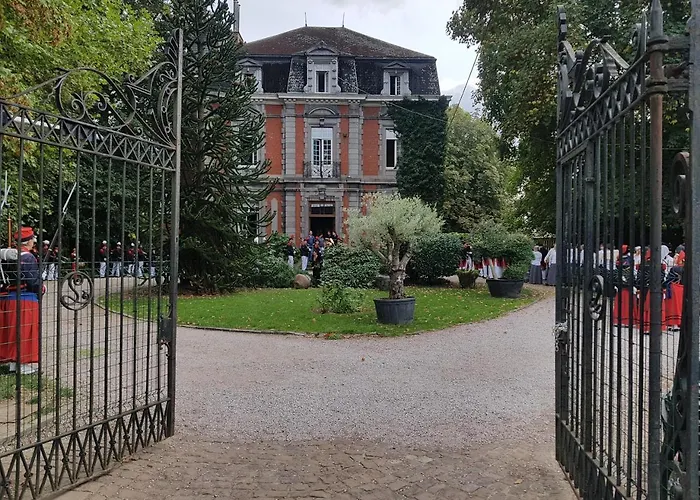 Chateau Lambert Moulinsart Hotel, Shuttle Airport, Long Term Parking, Snooker, Large Terrasse, Dinner, Breakfast