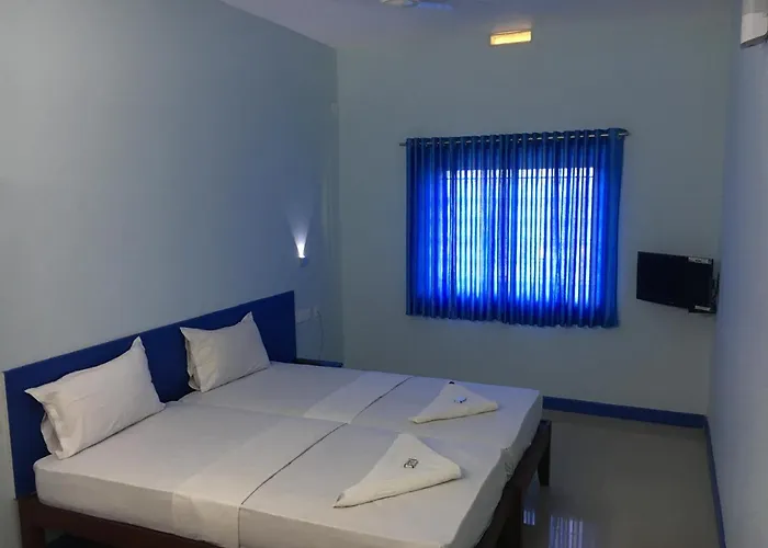 Kalluvalappil Holiday Inn