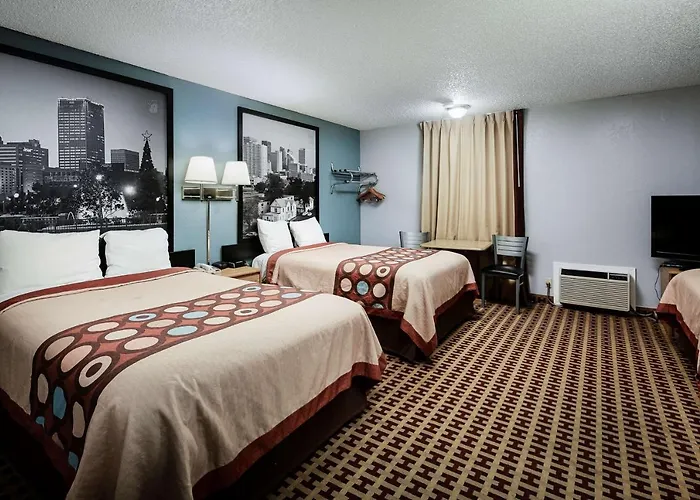 Super 8 By Wyndham Elk City