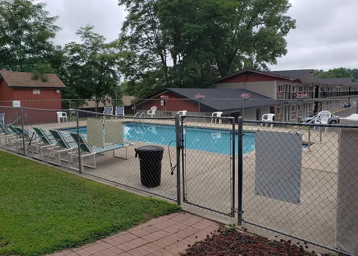 Woodside Dells Hotel & Suites