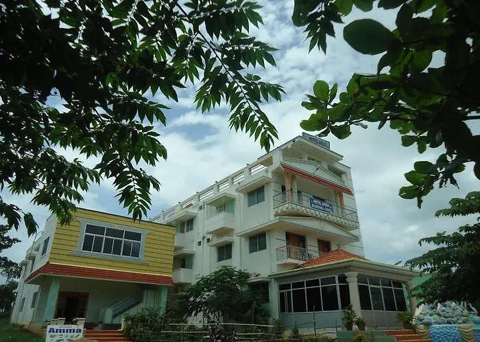 Aruvi Hotel