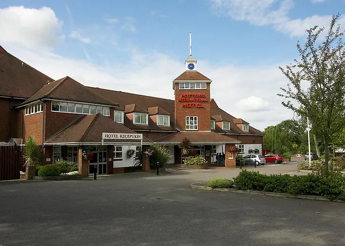 Potters International Hotel