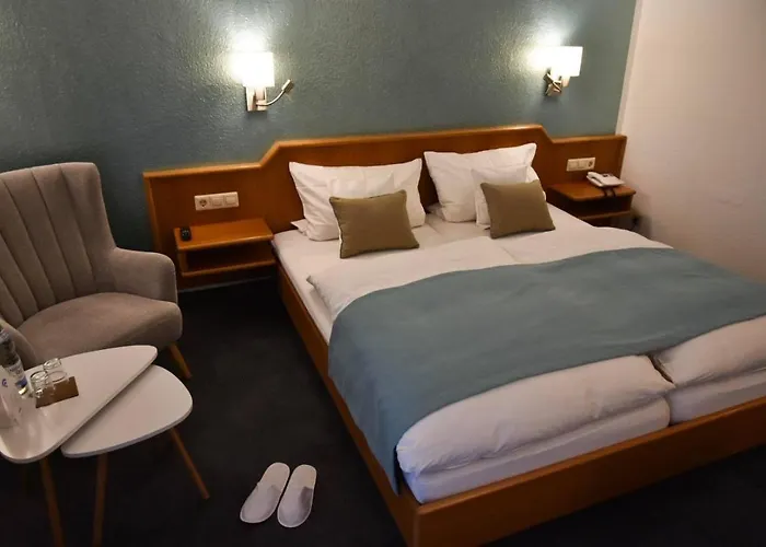 Martins Klause Airport Messe Hotel - Air Conditioning - Self Check-In Available