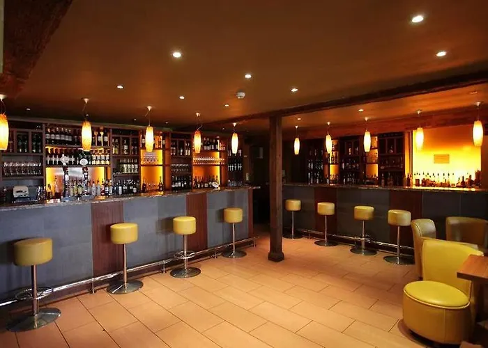Cobham Lodge
