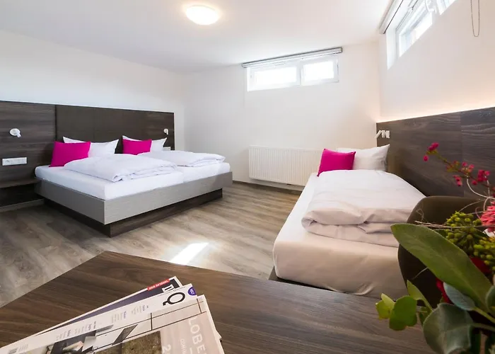 Hotel Loewen Garni - B&B