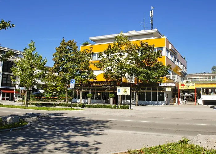 Hotel Pazific